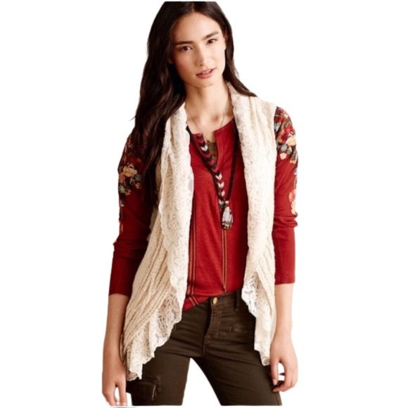 Anthropologie Knitted Knotted Lace 